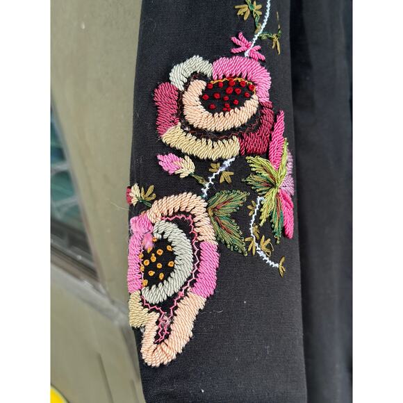 Newport News Black Floral Embroidered Blazer - Picture 6 of 12